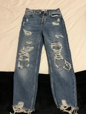 ZARA HIGH RISE BOYFRIEND JEANS thumbnail 1