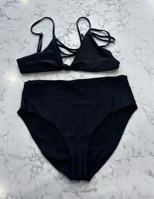 NWOT Quince Black Knot Tie Bikini Top & High Rise Bottom Set Size Medium thumbnail 1