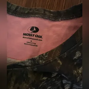Womens Mossy Oak Camouflage short sleeve shirt thumbnail 2