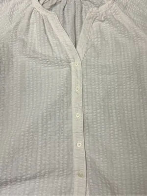 GAP White Seersucker Textured Button Front Peasant Blouse Size Medium thumbnail 9
