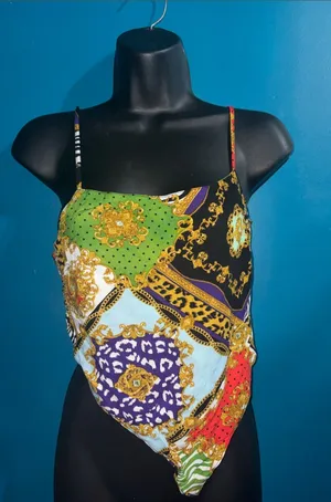 Miss Selfie Y2K Scarf Print Tie-Back Handkerchief Top Size S thumbnail 1