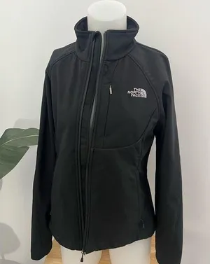 North Face Women’s Full Zip Jacket Size M thumbnail 1