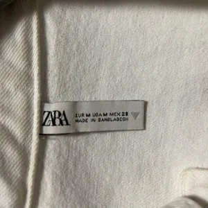 Zara White Denim Vest thumbnail 3