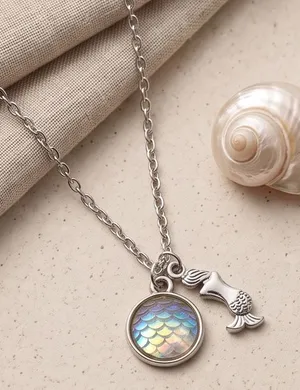 Boutique New Iridescent Scale and Silver Mermaid Charm Pendant Necklace thumbnail 1