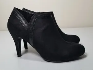 DEXFLEX Comfort Suede Black Women's Heeled Ankle Boots 8W thumbnail 1