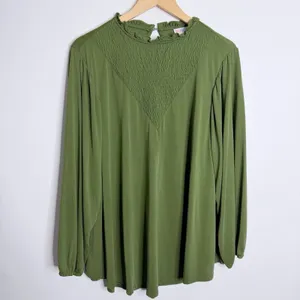 NWOT Lularoe Blouse Green Balloon Sleeves Large‎ Ruffle Neckline Flowy Casual thumbnail 2