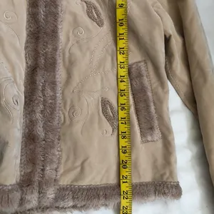 Unique 2000s y2k Tan Cream beige faux fur lined penny lane jacket coat peacoat embroidered #coquette #whimsygoth #cottagecore Size M-measurement in pics thumbnail 6