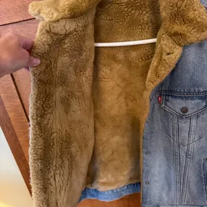 Levi's Denim Reversible Trucker Jacket with Faux fur Lining thumbnail 3