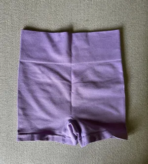 SheIn Workout shorts thumbnail 3