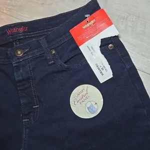 Wrangler Jeans Size 10P Tummy Control Panel Slimming Straight Leg Stretch Denim thumbnail 3