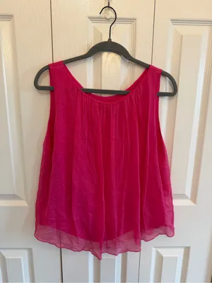 Alice + Olivia Crepe Pleated Tank Hot Pink Size Medium thumbnail 3