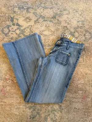 Refuge EUC Y2K Vintage Stylish Blue Women's Jeans with Front and Back Pockets thumbnail 3