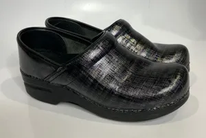 Dansko clogs black multicolored metallic women's size 37 6.5 nursing‎ work shoes thumbnail 1
