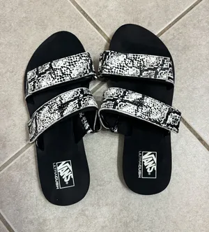 Vans Women's Strap Snake Skin Sandals thumbnail 1