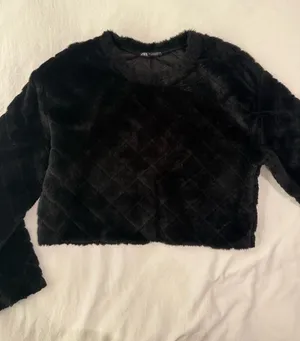 Zara cropped sweater  thumbnail 1