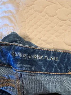 American Eagle Super High-Rise Flare Jeans juniors size 00 thumbnail 6