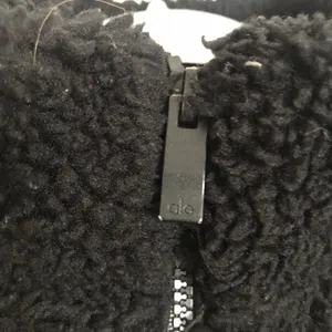 Alo Yoga Foxy Sherpa Jacket Black S thumbnail 4