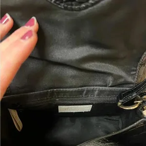 Vintage Liz Claiborne Black Vinyl Purse w front snap closure thumbnail 5