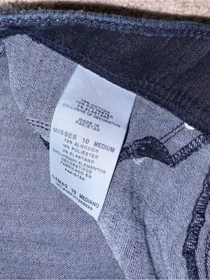Women’s Denizen from Levi's Skinny Jeans in Dark Blue Wash Size: 10 thumbnail 5