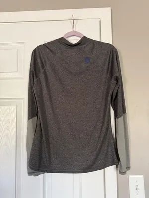 Stio Wool Blend Base Layer Top Long Sleeve Thumbholes Oudoor Hiking Activewear thumbnail 7