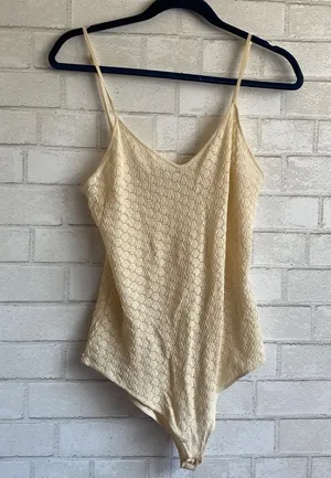 Zara Off White Lace V Neck Bodysuit thumbnail 1