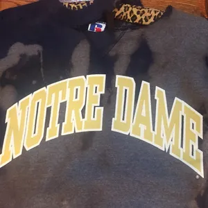 Notre Dame vintage distressed sweatshirt Sz large thumbnail 8