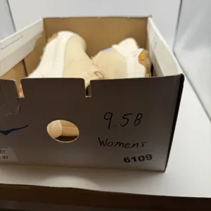 Hoka One One Women's Transport Running Sneaker Shoes, Size 9.5 B‎ US thumbnail 10