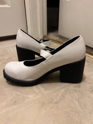 Dirty Laundry White Mary Jane Platform Heels thumbnail 2