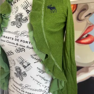 Abercrombie & Fitch Y2K vintage 2000s Green Ruffled Henley sweater kids XL thumbnail 2