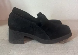 Life Stride Black Suede Block Heel Loafers Size 7.5 thumbnail 1