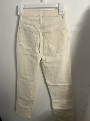 Abercrombie Cream Ankle Straight Ultra High-Rise Jeans thumbnail 9