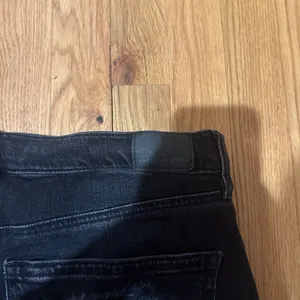 American Eagle High Waist Straight Leg Jeans thumbnail 3