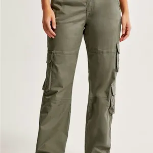 Abercrombie & fitch curve love relaxed fit cargo pants high rise sz 36/22 thumbnail 2