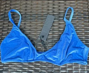 Triangl bikini top thumbnail 1