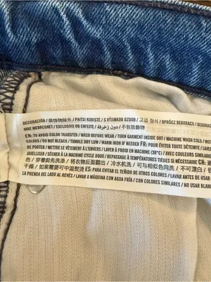 Abercrombie & Fitch 90’s Relaxed High Rise Jeans thumbnail 7