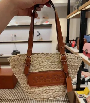 coach Structured Tote 16 cj638 thumbnail 1