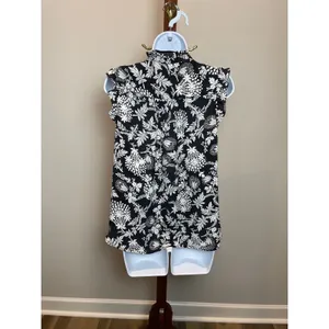 Loft Top Size S White Floral Mock Neck Ruffle Detail Flutter Sleeves thumbnail 3