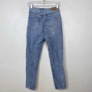 American Eagle‎ Highest Rise Mom Jeans Destroyed Light Wash Slim Leg Size 00 thumbnail 5