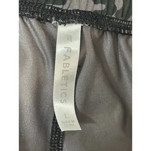 Fabletics Green Camo Camouflage High Waist Drawstring Trousers Joggers Pants L thumbnail 4