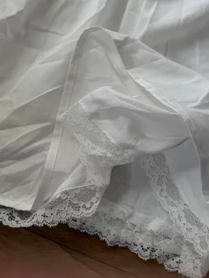 White Lace thumbnail 2