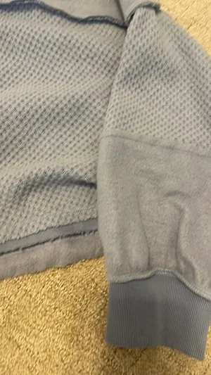 Urban Outfitters Cropped Top thumbnail 2