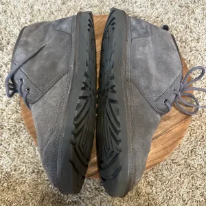 UGG Neumel Charcoal Gray Suede Chukka Ankle Boots Womens Size 10 Lace Up Booties thumbnail 6