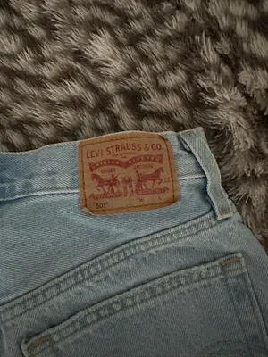 Levi’s 501 Denim Shorts thumbnail 3