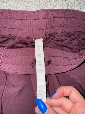 Lululemon Hotty Hot 2.5" thumbnail 5