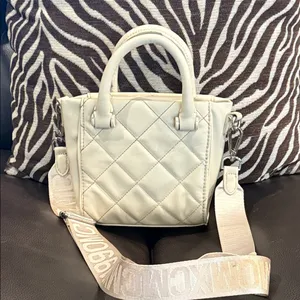 STEVE MADDEN Cream Quilted Crossbody Handbag Detachable Camera Strap thumbnail 2