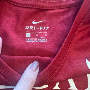 Nike Colgate Maroon Red Dri-FIT T-Shirt thumbnail 3