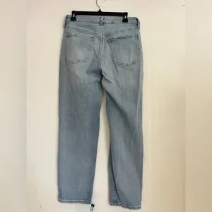 Old Navy Light Blue High Rise Distressed Jeans thumbnail 4
