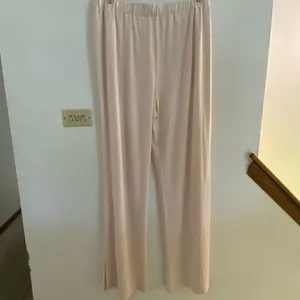 By Egreis Split Leg Wide Leg Pants Drawstring Waist NWT Size XL Pink thumbnail 2