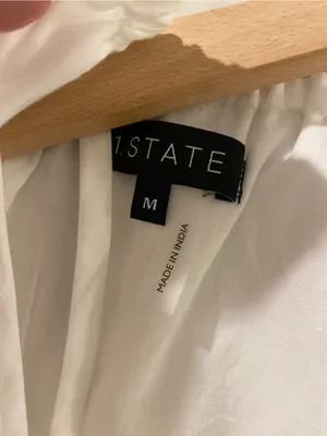 NWT - 1.State Keyhole Peplum Top Size Medium thumbnail 3