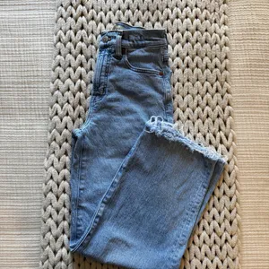 Madewell The Perfect Vintage Wide-Leg Crop Jeans thumbnail 2